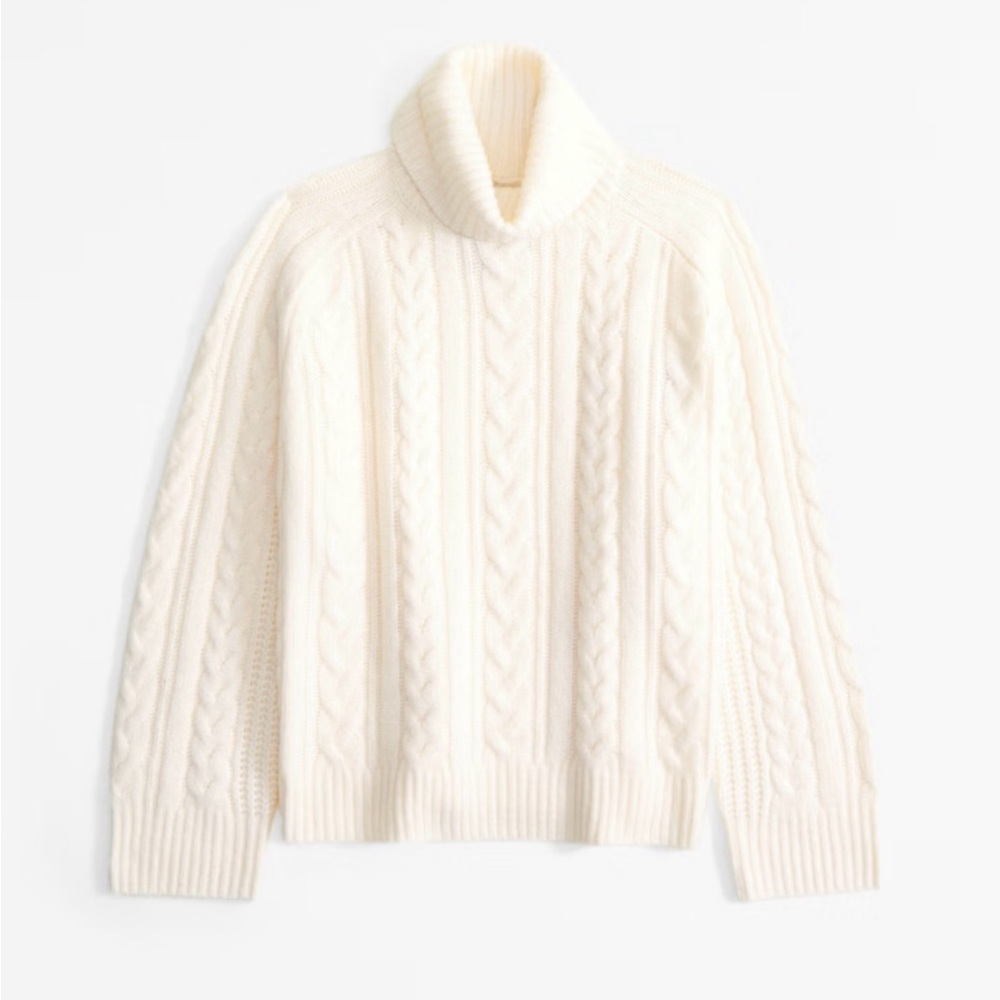 Women's Cream Cable Knit Turtleneck Sweater